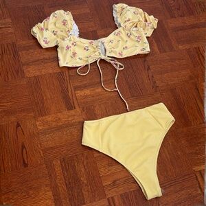 NWOT Boohoo Yellow Floral Bikini Top 36DD and High Rise Bottoms US 8